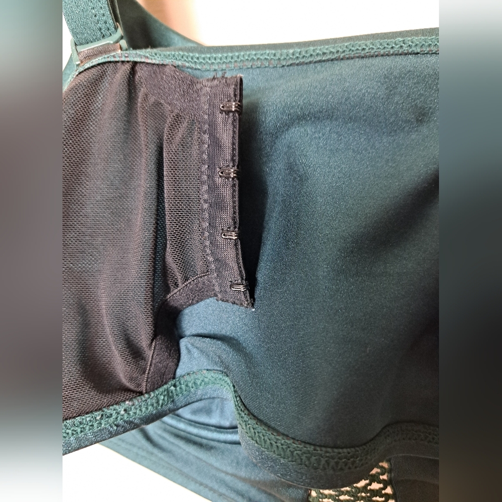 Swim by Cacique Green Bikini Top Size 36DDD - Beach - Vacation - Picture 13 of 14